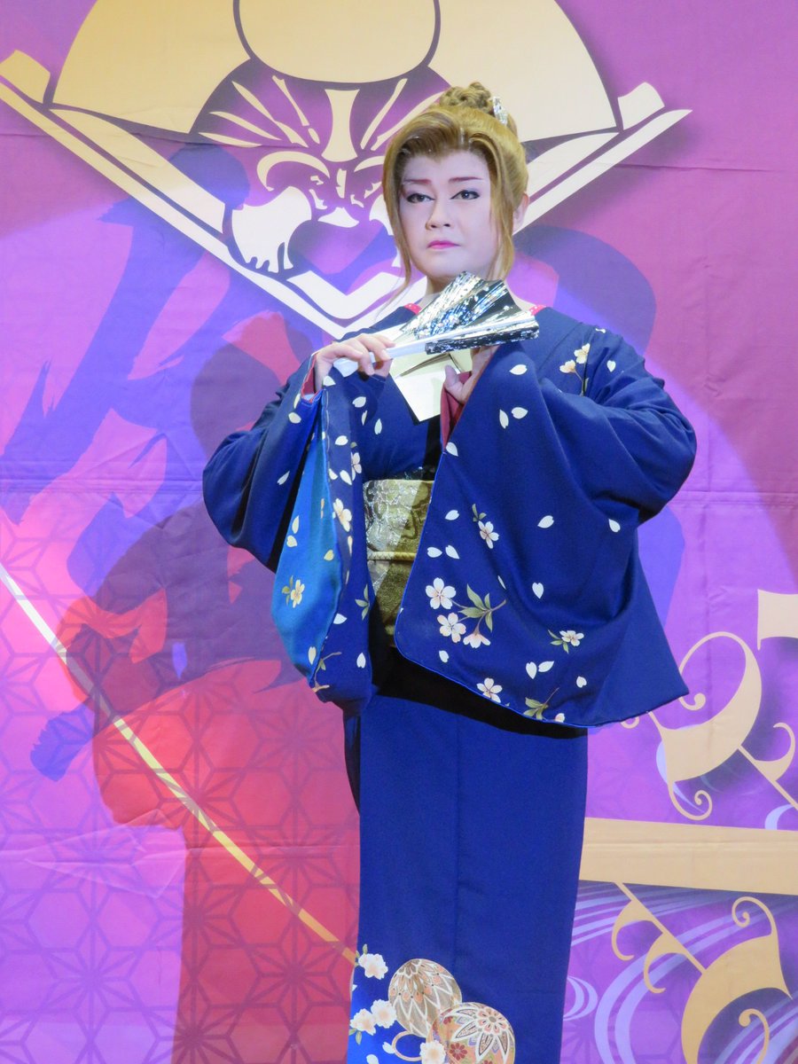 dka4pkHbeChYyeO's tweet photo. 金成延年閣
錦兄弟華の舞ショー
7月25日
#錦兄弟
#錦流2代目家元
#錦旭英
凄くたくさんのお客様
100人超え凄いです👏👏
綺麗でかっこいい旭英
なんと言っても股旅
観れた事に嬉しい幸せ
最高です😆😆 https://t.co/pVKlCIUEXB