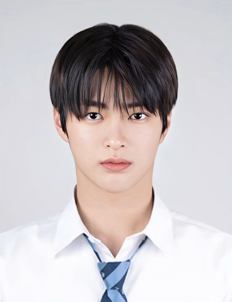 누나 tweet media