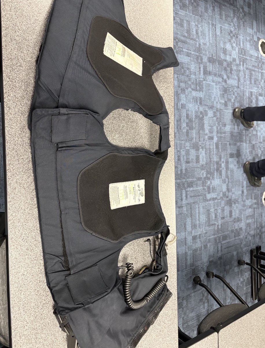 PointBlankArmor's tweet photo. Fitted the new recruit class and a ton of veteran officers in Lincoln, Nebraska!
Ran into a veteran still rocking his 6-year-old Guardian carrier β looks brand new. Thatβs Point Blank durability. πͺ
Proud to equip those who serve.
#PointBlankArmor #Guardian #LawEnforcement https://t.co/Fl7AuWfWNr