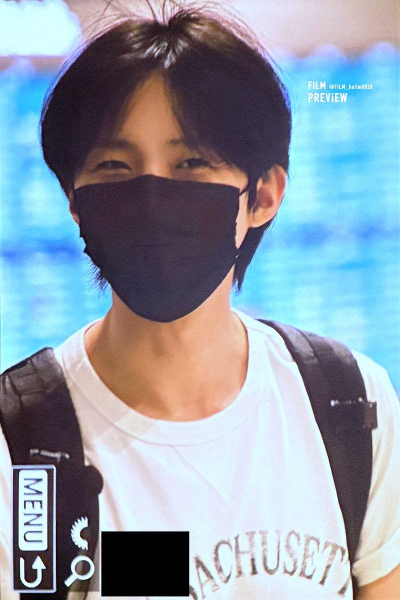 FILM_huilm0828's tweet photo. 260726 입국 pre
대만공연 수고했어~!!
#후이 #HUI #フイ
#펜타곤 #PENTAGON #ペンタゴン
#이회택 #LEEHOETAEK https://t.co/2dJQl33YIg