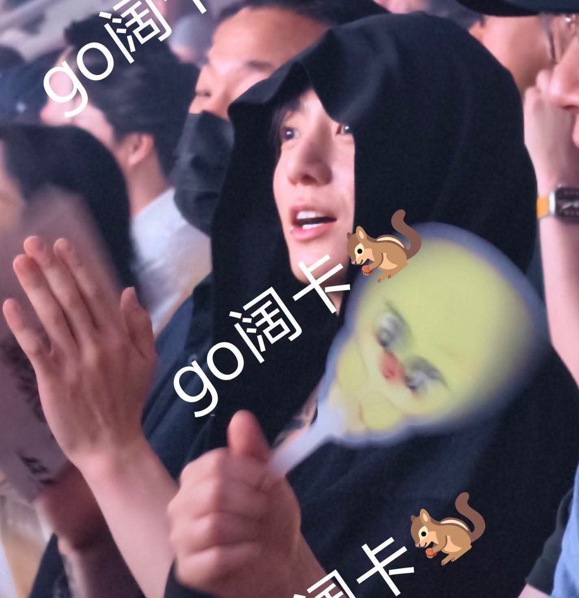 97Jungukk's tweet photo. Look at Jungkook innocent face and eyes! https://t.co/WkuTtuTQZH