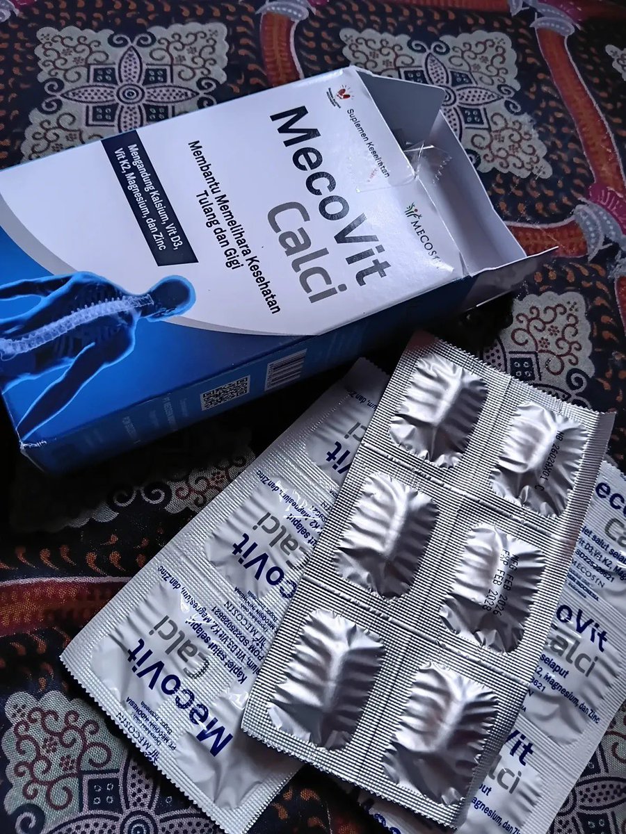 biyuwtiyy's tweet photo. Sempet heran, kenapa yaa ibuku yg udah 73 tahun sejak minum obat ini lututnya jadi enak, ga gampang sakit lagi?

Iseng tanya gemini ternyata jawabannya.. Ohh pantes! https://t.co/NNyPfNUphD