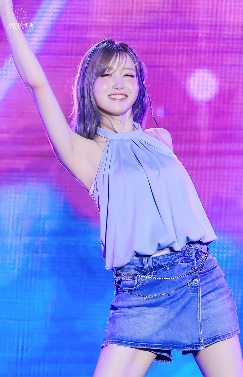 sHIneTOMI's tweet photo. 260725

😁

#히토미 #SAYMYNAME #세이마이네임 #SMN #HITOMI https://t.co/ZHRhFHzUek
