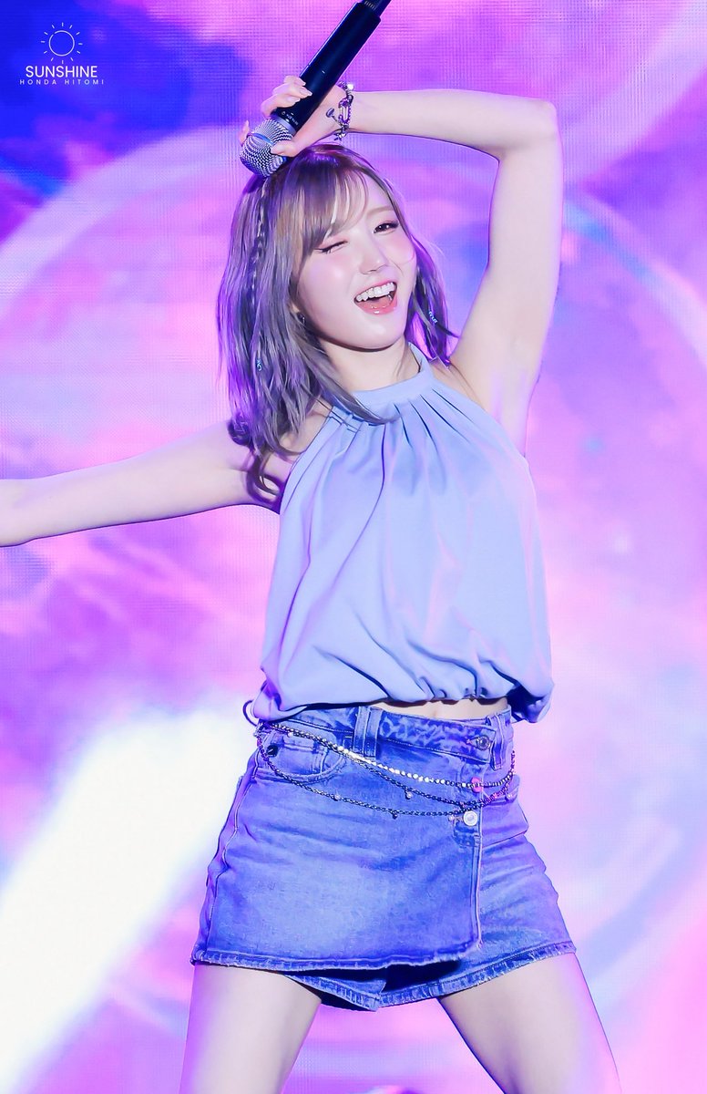 sHIneTOMI's tweet photo. 260725

😁

#히토미 #SAYMYNAME #세이마이네임 #SMN #HITOMI https://t.co/ZHRhFHzUek
