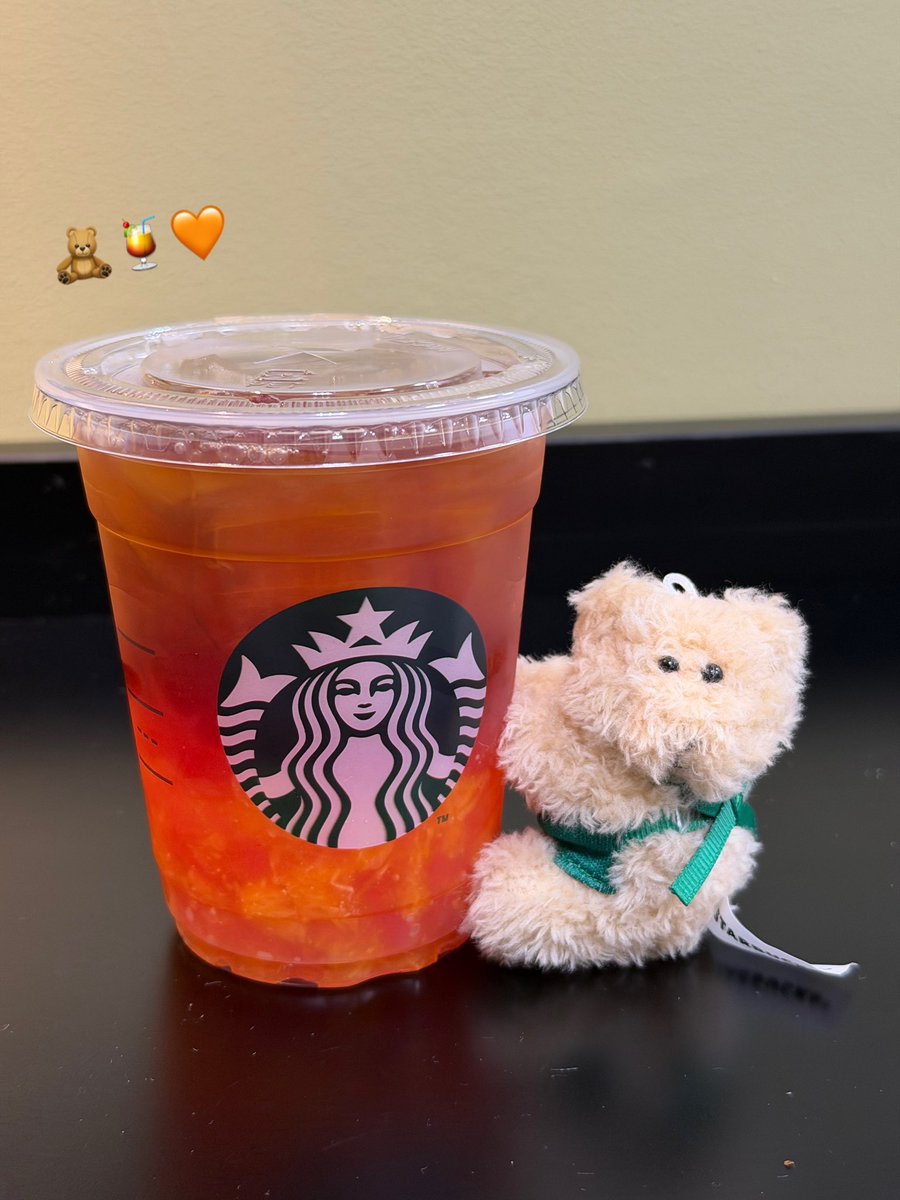 stb_217's tweet photo. ホ���スタで新作🍊🎶いただいてます(𓈒ʚ̴̶̷̷̥ ⩊ ɞ̴̶̷𓈒)🤍オレンジ果肉多くてほぼ🍊味‼️あんまりマンゴー🥭は感じなかったけど、サッパリしてて夏にサイコ〜な1杯👧🏻👍🏻フラぺはまだまだ飲み倒そう🥴🧡ティーもシロップ変えてまた飲みたい🧸💟

#スタバ #スターバックス #Starbucks #kapi_Starbucks https://t.co/4sVm9pkURi