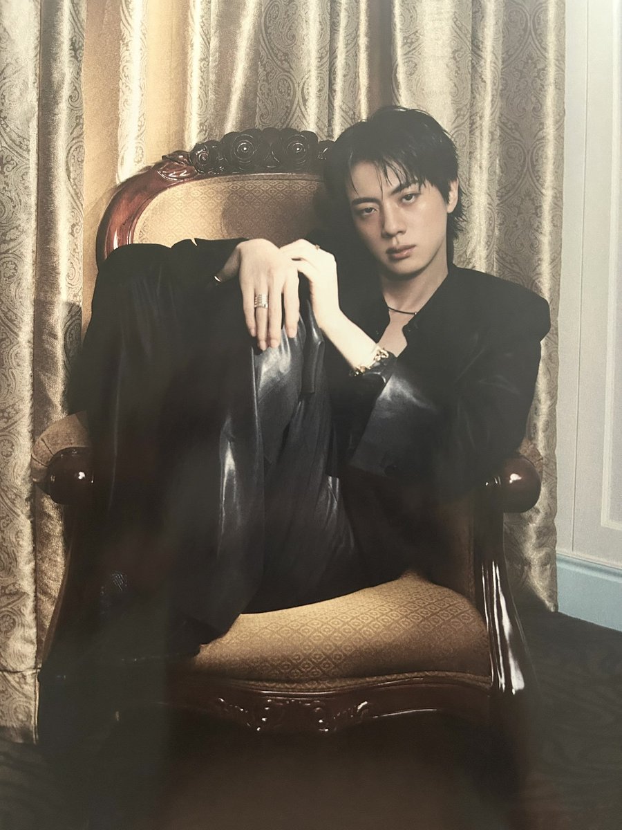 ihatcojk's tweet photo. STOP LOOKING AT ME WITH THOSE EYES https://t.co/0QBOiO4DLV