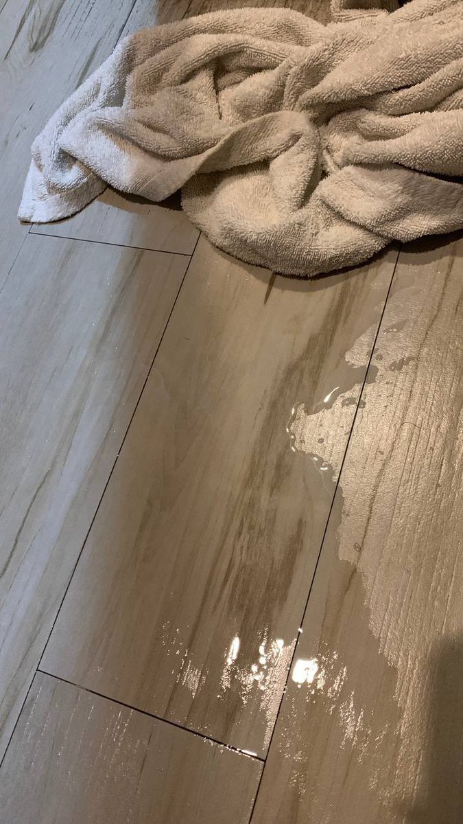 Vlynnnsys's tweet photo. penatt babe I squirt sndiri" je, I rase I need partner da🤭💦 https://t.co/emV6puMr9Y