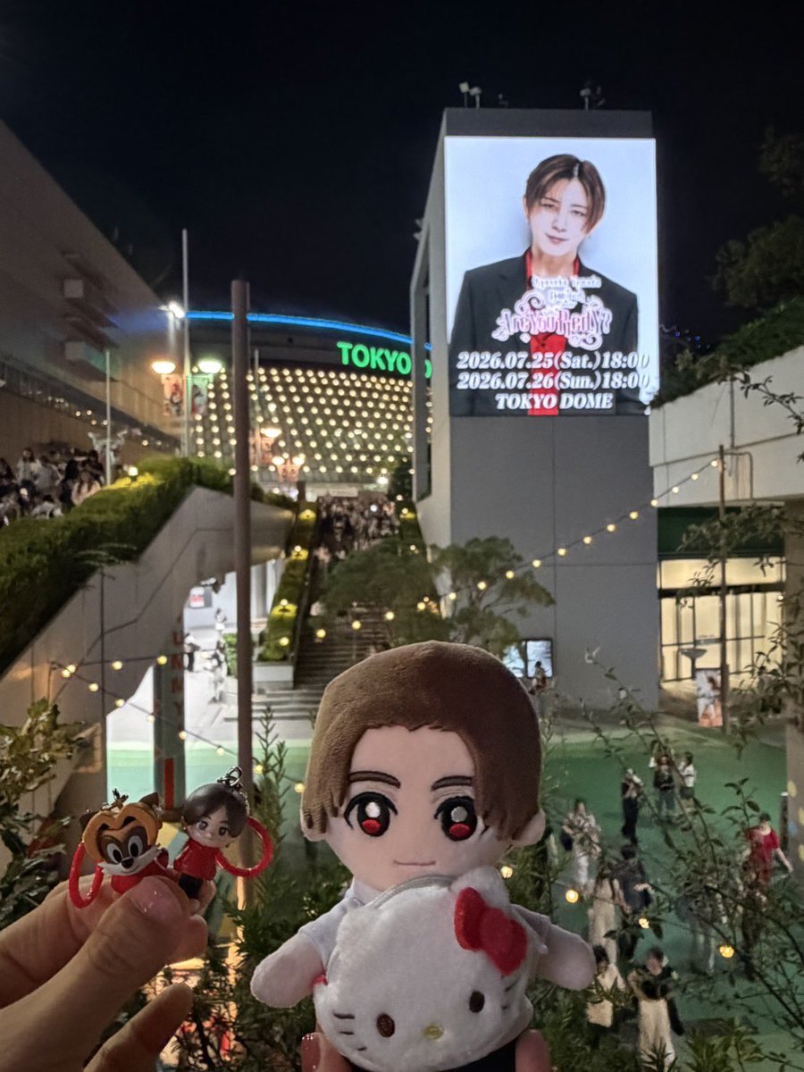 2_came's tweet photo. やまだ最高だった❣️ダブルアンコの涙でつられて泣きそうになった🥺きっとプレッシャーすごかったんだろうね🥺完走お疲れさまでした❣️
アンコ後にいなくなってたじゃんぷメンバーが戻ってきていて、泣いてるやまだに向かって大きく手振って応援してて私が好きなじゃんぷが詰まっていた😭 https://t.co/WHOgTzLiqx