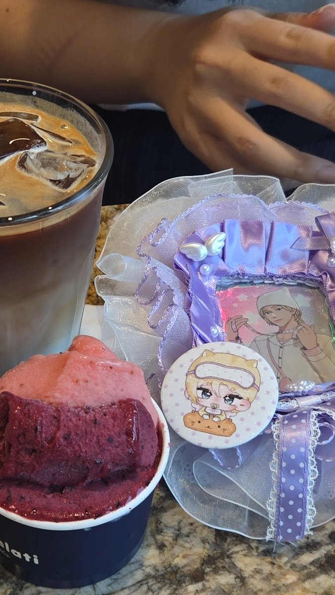 2riwamoi2_20's tweet photo. 재밌었당👍🏻💜
(｡- .•) 제 편지는 어땠나요 https://t.co/lzzXkiVVRf