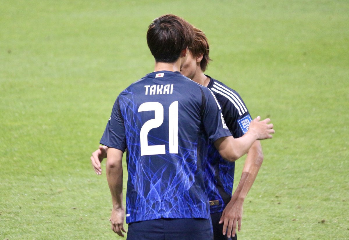 kuusoccer7's tweet photo. SAMURAI BLUE🇯🇵試合振り返り
🔹2024.9.5
vs 中国代表@埼玉スタジアム

後半🔥
滉から高井くんへバトンタッチ🖐️
こちらもフロンターレの先輩後輩ね

#サッカー日本代表 #SAMURAIBLUE #板倉滉 #高井幸大 https://t.co/v4gHwnk1Dz