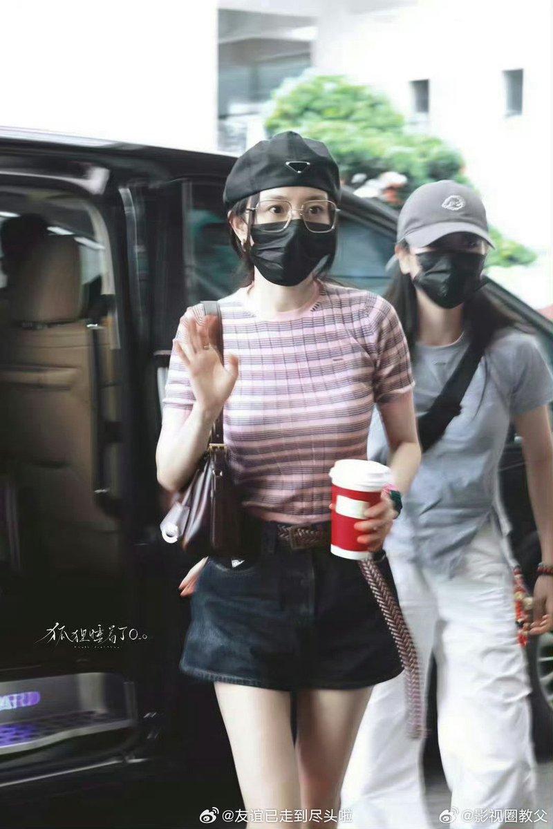 FKShi's tweet photo. #YangMi (#MiniYang) reuters activity.
26/07/26 https://t.co/W8wJIupVug