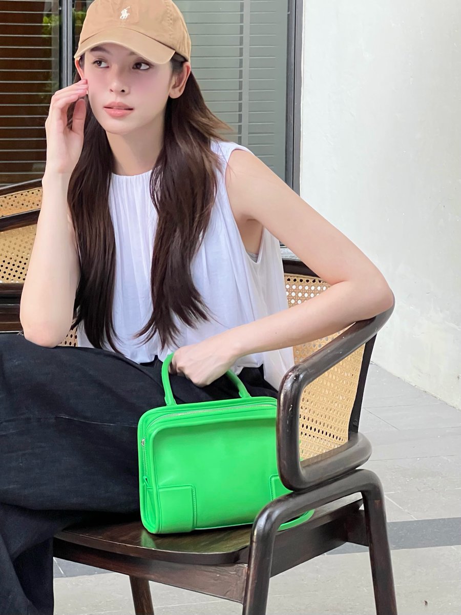 bo0berri's tweet photo. ปรุงจืดแต่สวยจัด 🍀👜👒🫧 https://t.co/g9rvFh4ie2