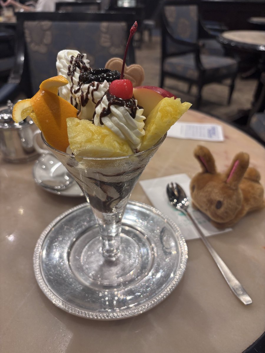 227_yukarin's tweet photo. 晩御飯の夜パフェ https://t.co/qkcmecdi2b