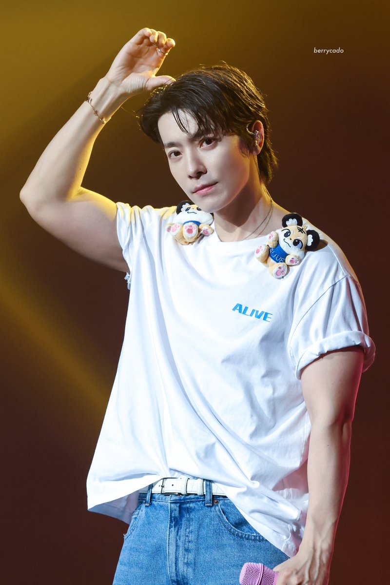 berryxcado's tweet photo. 260725 2026 DONGHAE 1ST SOLO CONCERT TOUR [ALIVE] in KAOHSIUNG
<Day1>

@donghae861015 
#동해 #이동해 #DONGHAE #ドンへ
@SJ_DnE_official
#슈퍼주니어DnE #SuperJuniorDnE https://t.co/c7RK32bYxH