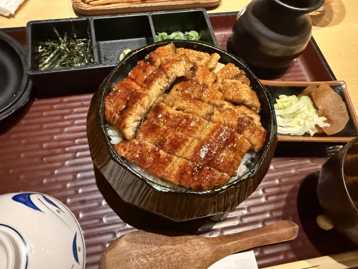 twenty0930's tweet photo. 晩御飯は土用の丑の日なのでひつまぶし食べてきましたー！ https://t.co/FqjUMXzLiB
