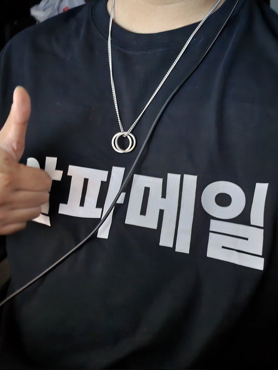 menherahohyeon's tweet photo. #일상계_𝕏친소 #우울계_𝕏친소 #𝕏친소 
경의선에 매주 주말마다 출몰합니다
정신과 다니지만 우울트나 정병발사 안 합니다
자해전시도 안 함
인알 해주시면 사랑합니다 https://t.co/D7TdYWVHlW
