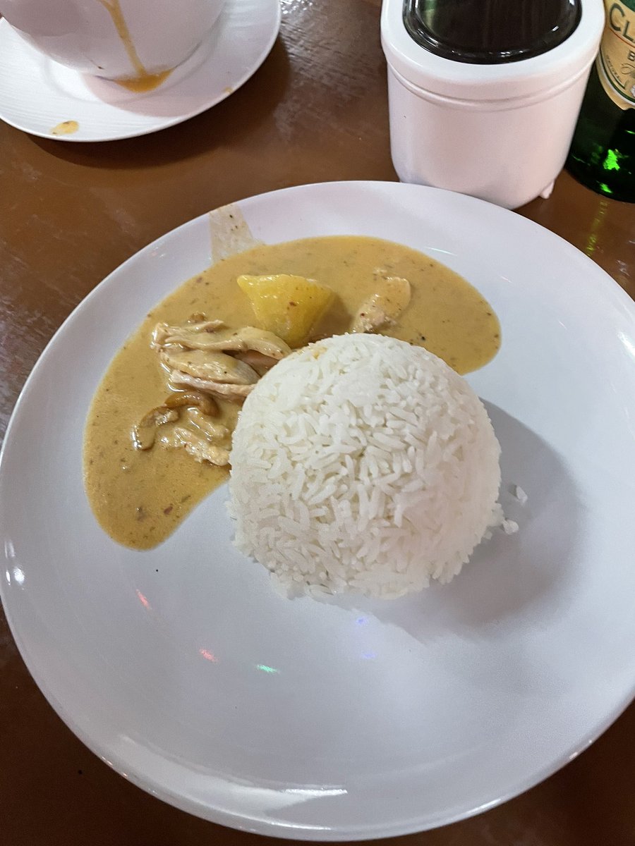 dobakawa's tweet photo. 明日絆です！チケット残りわずかなので宜しければどうぞお越しください！
配分間違えすぎてるカレー載せときます

https://t.co/c5gObXAunR https://t.co/29ZSKl9lUP