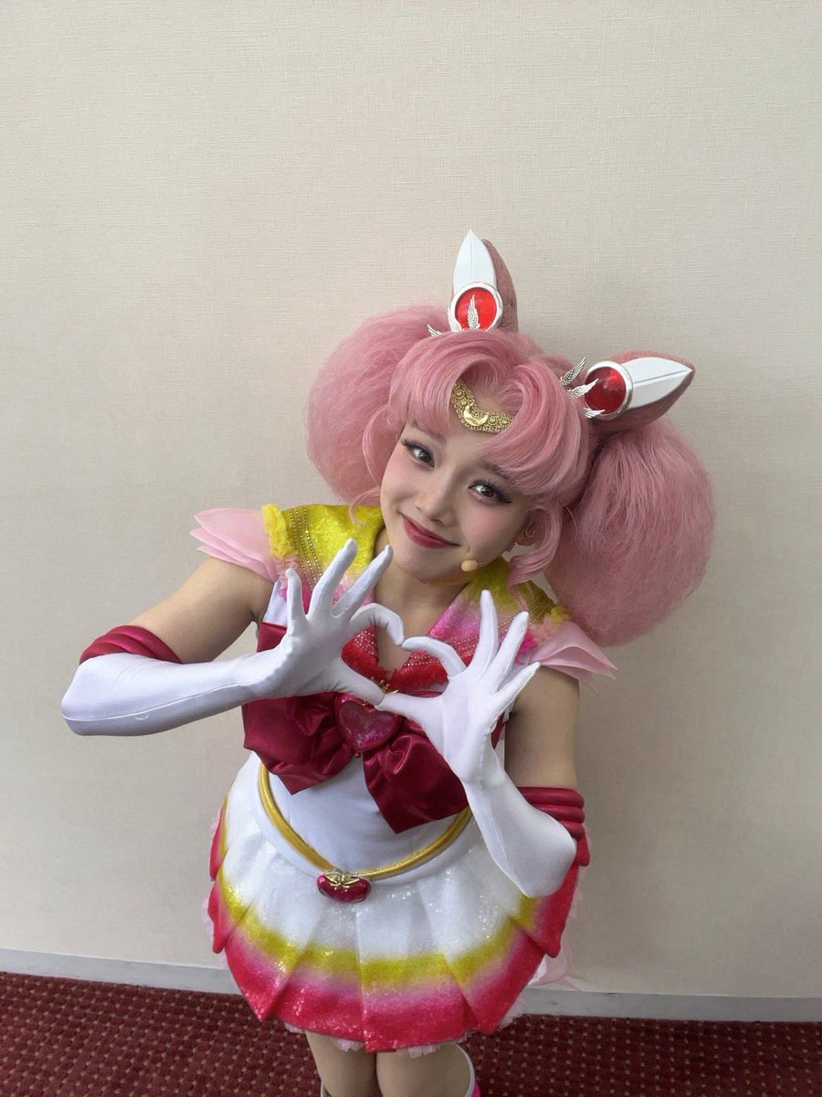 051021marin's tweet photo. #美少女戦士セーラームーン
-Shining Theater Shinagawa Tokyo-

Team Gold Moon 第1期
本当に本当にありがとうございました🌙

初日を迎えたあの日のドキドキは、
今でも鮮明に覚えています。

いつも応援してくださるみんな、
劇場へ足を運んでくださるみんな、
本当にありがとうございます🩷

皆様がいて下さったから、こうして
第1期を無事に走り抜けることができました！

毎公演、みんなと目が合うたびに
この感謝の気持ちが少しでも伝わっていますようにと願いながら、
ステージに立っていました。

第2期も皆様に楽しんでいただけるよう、
心を込めて精一杯頑張ります✊🏻⚐ﾞ

これからもよろしくお願いいたします🌙
またみんなに会えることを楽しみにしてるね🩷

#PrettyGuardianSailorMoon 
-Shining Theater Shinagawa Tokyo-

Thank you so, so much for all your love and support during Team Gold Moon Season 1 🌙

I still vividly remember the excitement and nerves I felt on opening day.

To everyone who has always supported us, and to everyone who came to the theater—
thank you from the bottom of my heart. 🩷

Because of all of you, we were able to make it through Season 1 safely and together!

Every time our eyes met during a performance, I stood on stage hoping that even a little of my gratitude would reach you.

I’ll continue giving my all with all my heart so that you can enjoy Season 2 just as much! ✊🏻⚐ﾞ

Thank you for your continued support. 🌙
I can’t wait to see you all again at the theater! 🩷

#prettyguardiansailormoonshiningtheater #shiningtheater #シャイニングシアター