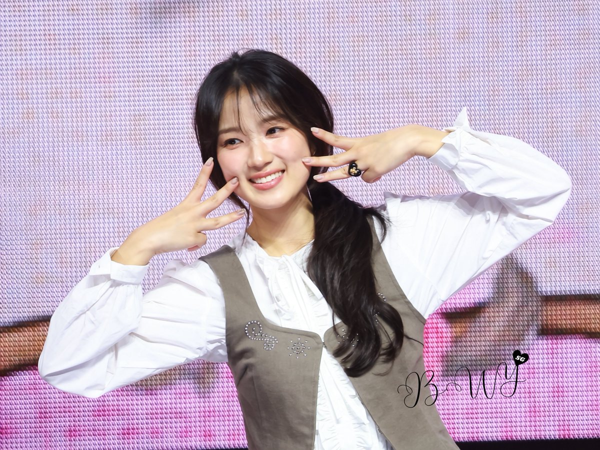 bewithyou_SG's tweet photo. 🎀260307🎀 혜윤 😚 

#김혜윤 #KimHyeYoon https://t.co/YmNHGLirus