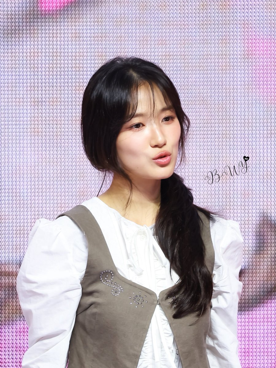 bewithyou_SG's tweet photo. 🎀260307🎀 혜윤 😚 

#김혜윤 #KimHyeYoon https://t.co/YmNHGLirus