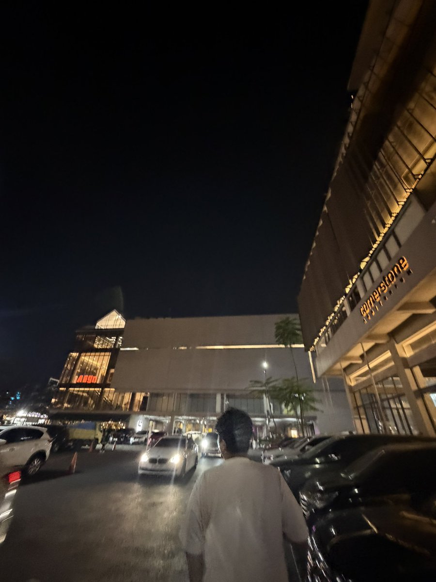 JoySSoftSpoken's tweet photo. Bablas bandung bzirr 😭 https://t.co/wR41cUvJfY