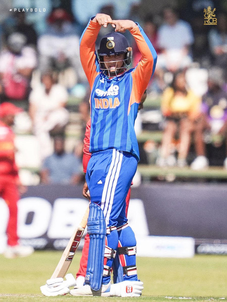 82_mohali__'s tweet photo. 2️⃣ND 5️⃣0️⃣ FOR BOSS BABY❤️👏🏻
#INDvsENG https://t.co/dL6nVC6Uva