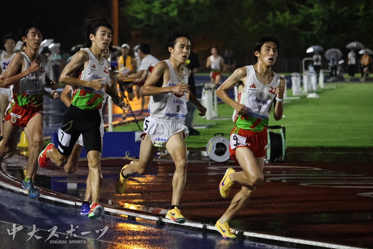 chuosports's tweet photo. 〈陸上競技部・大矢運送 Presents Summer Night Run Festival 中央大学記録会〉

男子3000㍍２組

①#德山博貴（法１）　８分07秒８　PB✨
②#蒲生悠（法１）　８分09秒７　PB✨
⑫#末田唯久海（法１）　８分14秒８　PB✨

#真紅に彩れ_強さの証明
#中大スポーツ
#中大記録会 https://t.co/tUZD2jLpVg