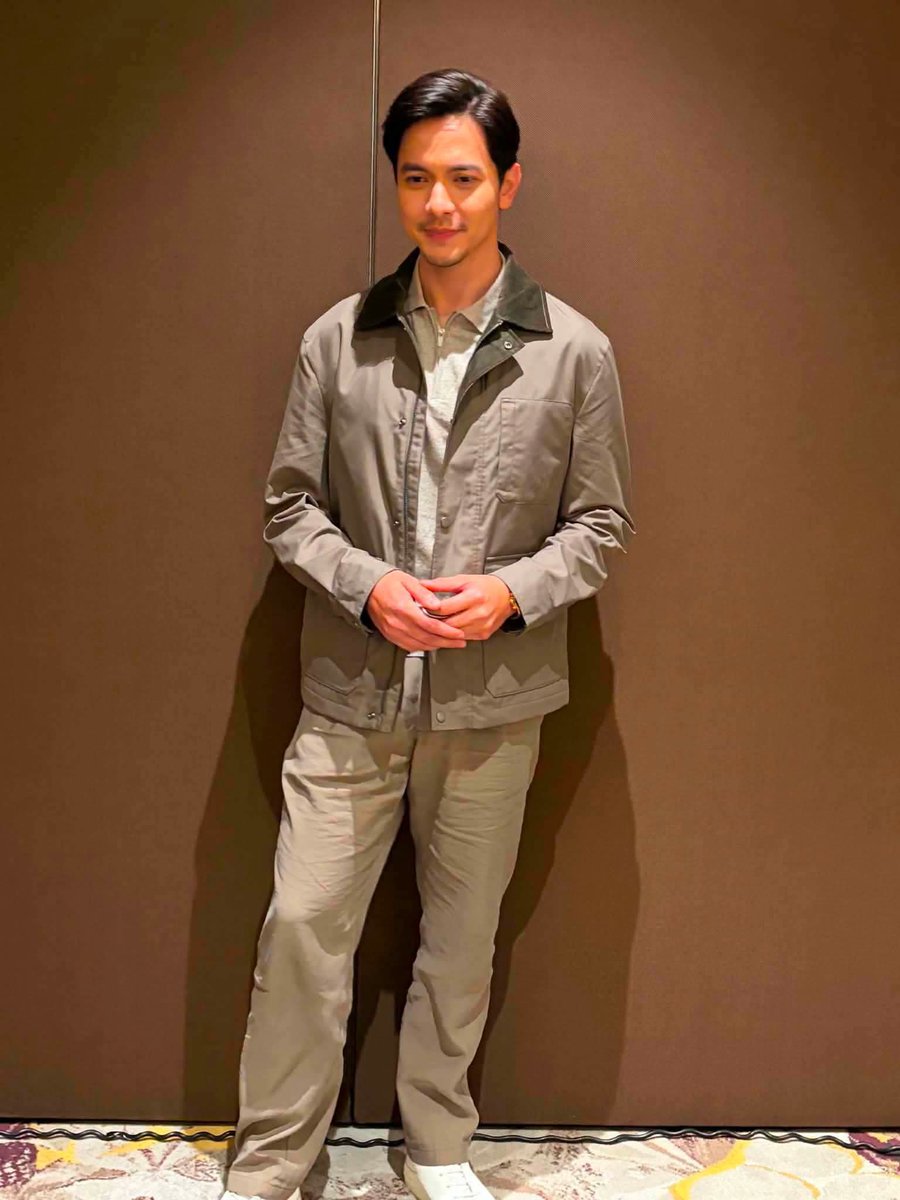 nayeorfj's tweet photo. Nakakaaning k talaga beh. Pogi mo @aldenrichards02 😍 https://t.co/PmK84m7kWt