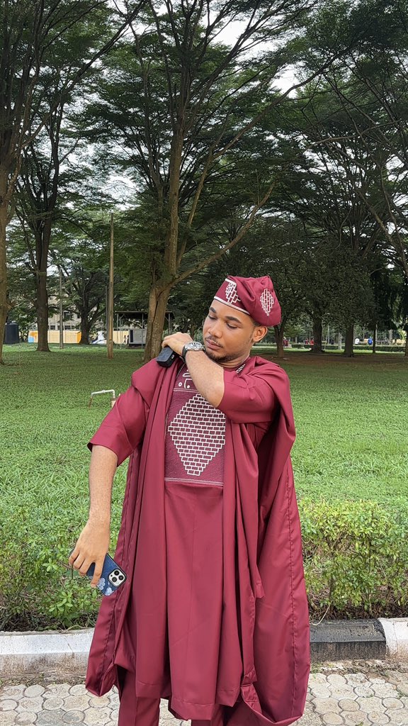 _yibsss's tweet photo. IKPE, INIABASI 
https://t.co/K2o4qVFcXb (Hons) SOFTWARE ENGINEERING!🎓
4.20/5.00 CGPA https://t.co/EmEOnsq7lh