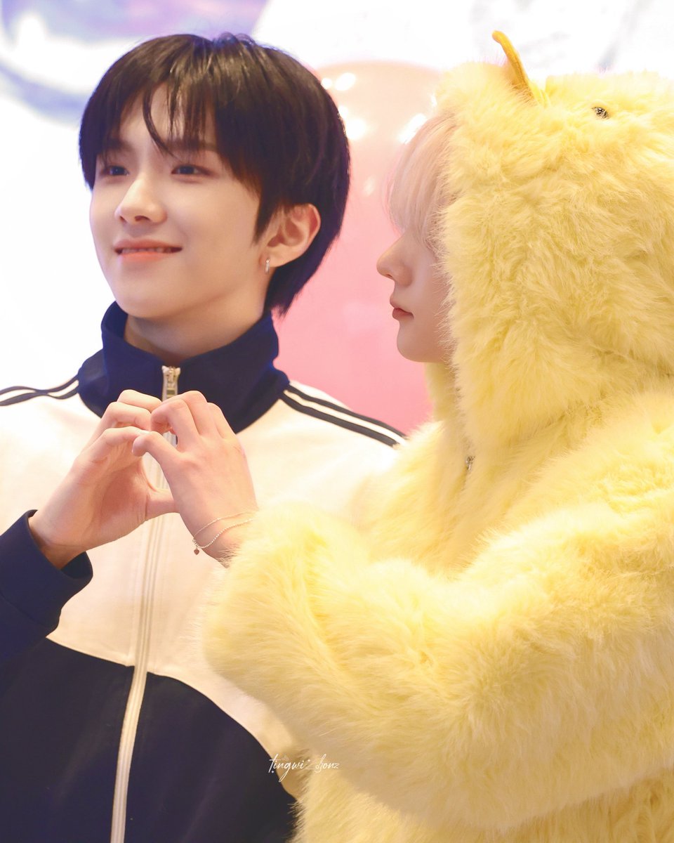 민 tweet media