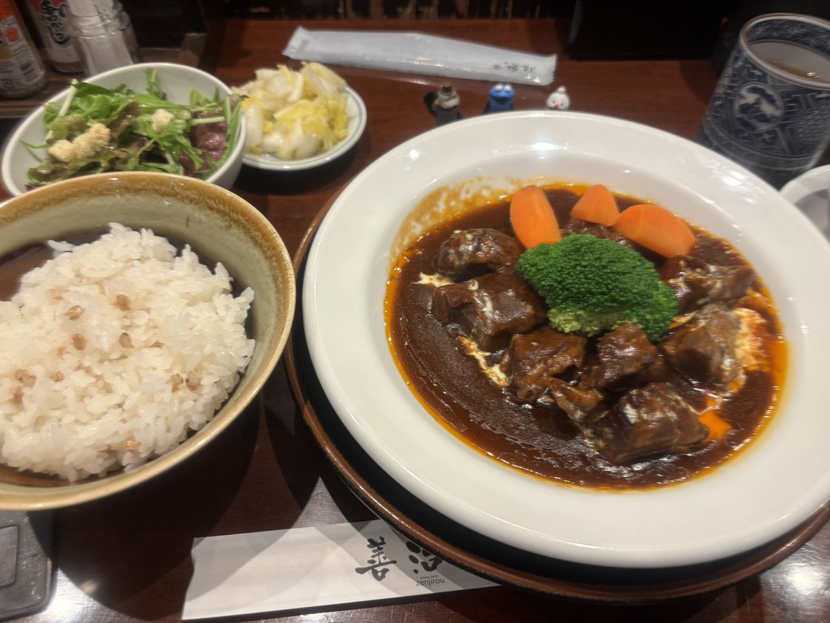red_resistance2's tweet photo. 全貌 https://t.co/C7AQK6iEh6