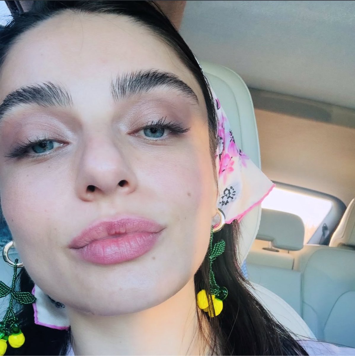 diziseyircisi's tweet photo. Pamuk şekerli maviş #AyçaAyşinTuran 💙
#MuhtemelAşk #DefKad https://t.co/58FOTfOVpA