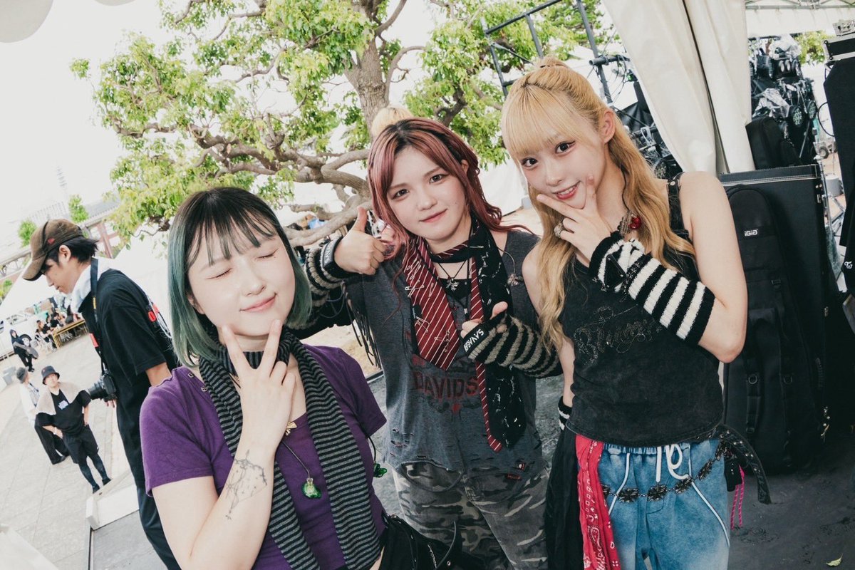 ngk725's tweet photo. ムロフェスーーーー！☀️
暑い中、そして雨も降り出した中
TRiDENTを見てくれたみんな
本当にありがとうーーーっ🤩

去年よりもさらに
色んな人に出会えたムロフェスだった❤️‍🔥
全力でやってやったぜーー！
またライブで会おうねー！！

ムロさん！
呼んでくれてありがとうございます😽✨

📸 @okkytree https://t.co/ofhxMdIOtA