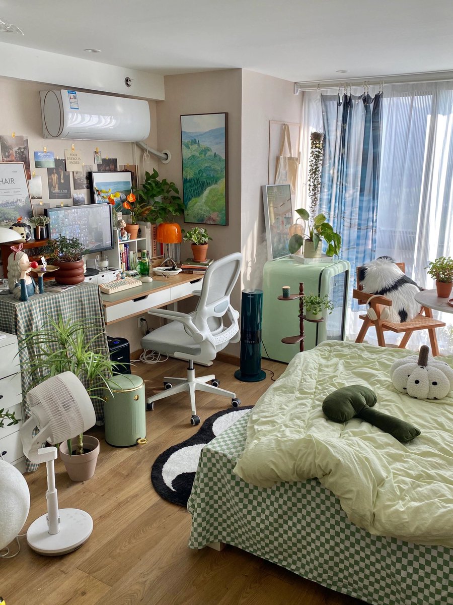 Dmitry92034044's tweet photo. My tiny desk upgrade just worked magic: dual monitor setup, a potted succulent for that green touch, and a cable organizer to cut all the mess. Focus mode activated! https://t.co/iw1vQyoQsV