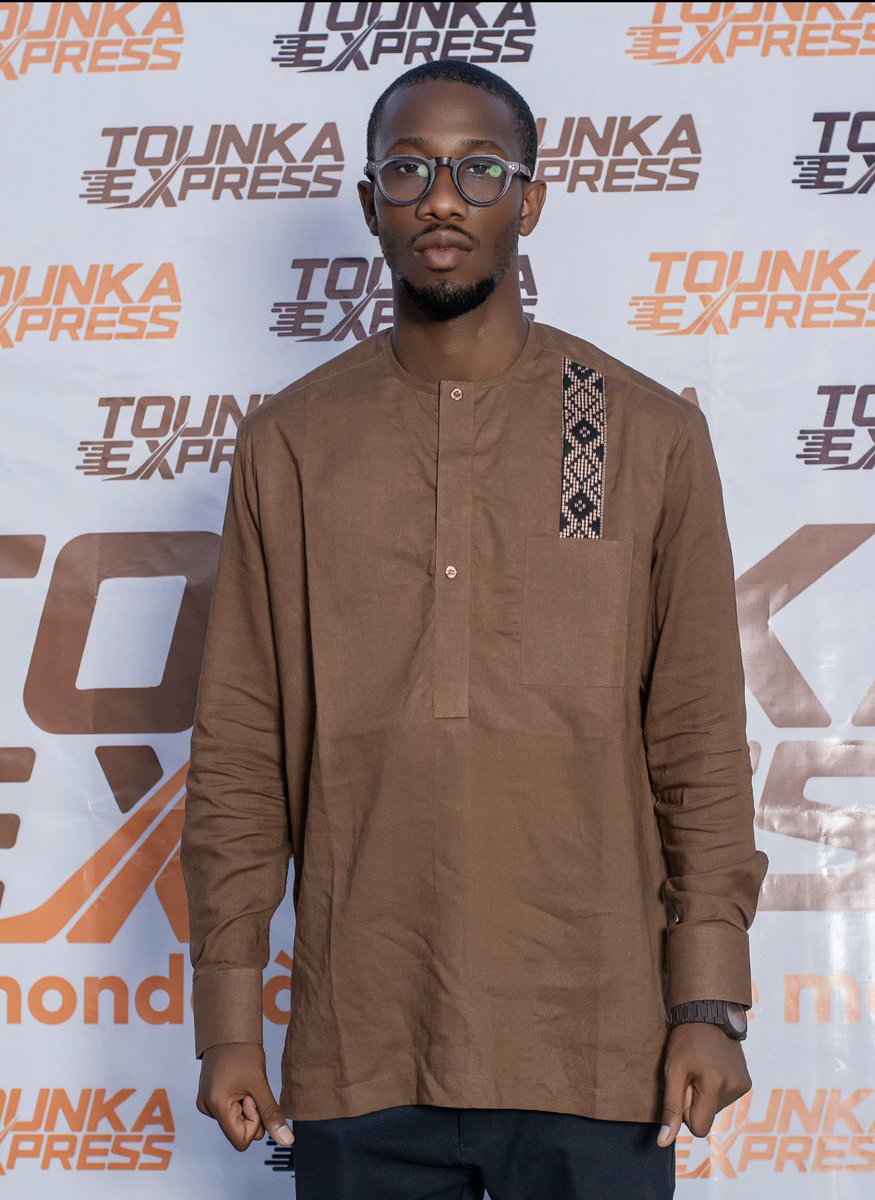 Noo_IDcard's tweet photo. 🚀 Tounka Express est officiellement lancé !

Une nouvelle manière d’acheter à l’international et de recevoir ses commandes au Sénégal, simplement et en toute sécurité.

Amazon, Shein, Zara, Gucci et bien d’autres boutiques sont désormais à votre portée. Tounka Express ouvre également de nouvelles perspectives aux artisans et entrepreneurs locaux souhaitant accéder aux marchés internationaux.

📲 Téléchargez l’application et découvrez une nouvelle expérience du commerce transfrontalier :

👉 https://t.co/R2YN8951A2

Tounka Express, le monde à portée de main. 🌍