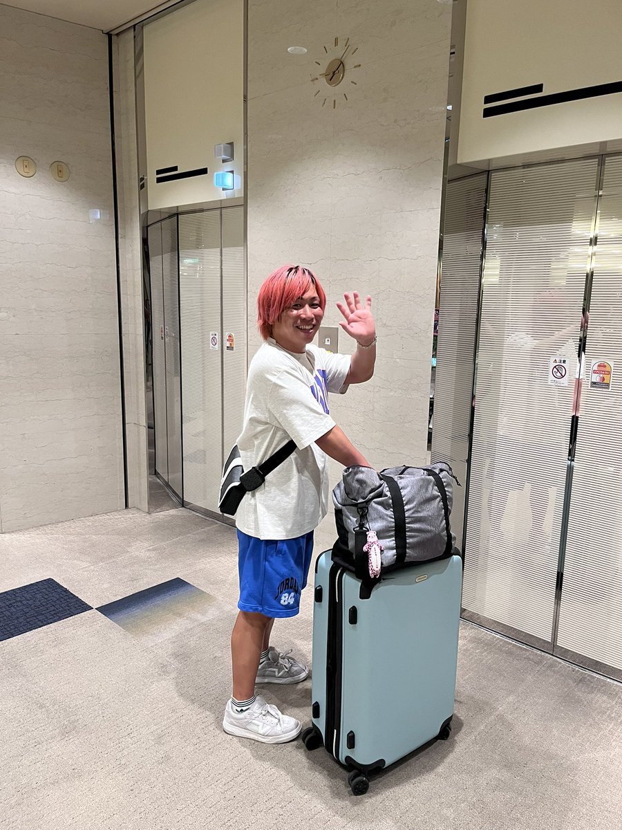 kamitanibjw's tweet photo. 0対100からでもひっくり返せる！！！
強靭！無敵！最強！の連携技が完成😎

6人タッグも巻いて、ますます余所者から目が離せない👀

#余所者
#bjw https://t.co/XbfDeCWp1R