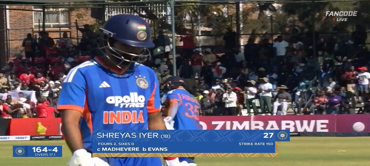TheWicketMetric's tweet photo. Shreyas iyer in Ind vs Zim 

1st T20I : 28* (24)
2nd T20I : 25 (20)
3rd T20I : 27 (18) 

A flop series for iyer with bat https://t.co/yIaTTziaZM