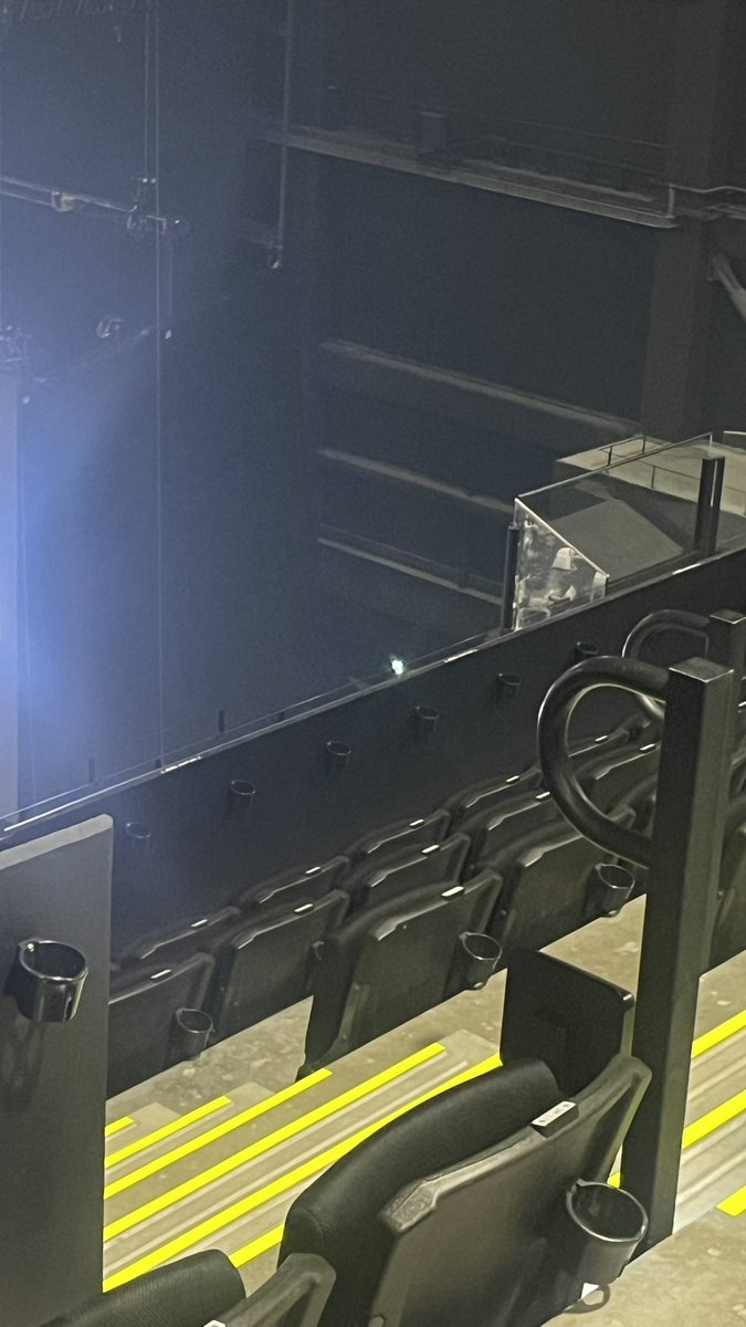 __as3o's tweet photo. THE STAGE NEW WAV
Kobe day1 ♪⟡.· 

スナイパー就任で完全に諦めモードやったところに大天使ドヨンちゃんが目の前に来てくれたおかげで忘れられないライブになりした😭💖 https://t.co/fXbk2hpFMj