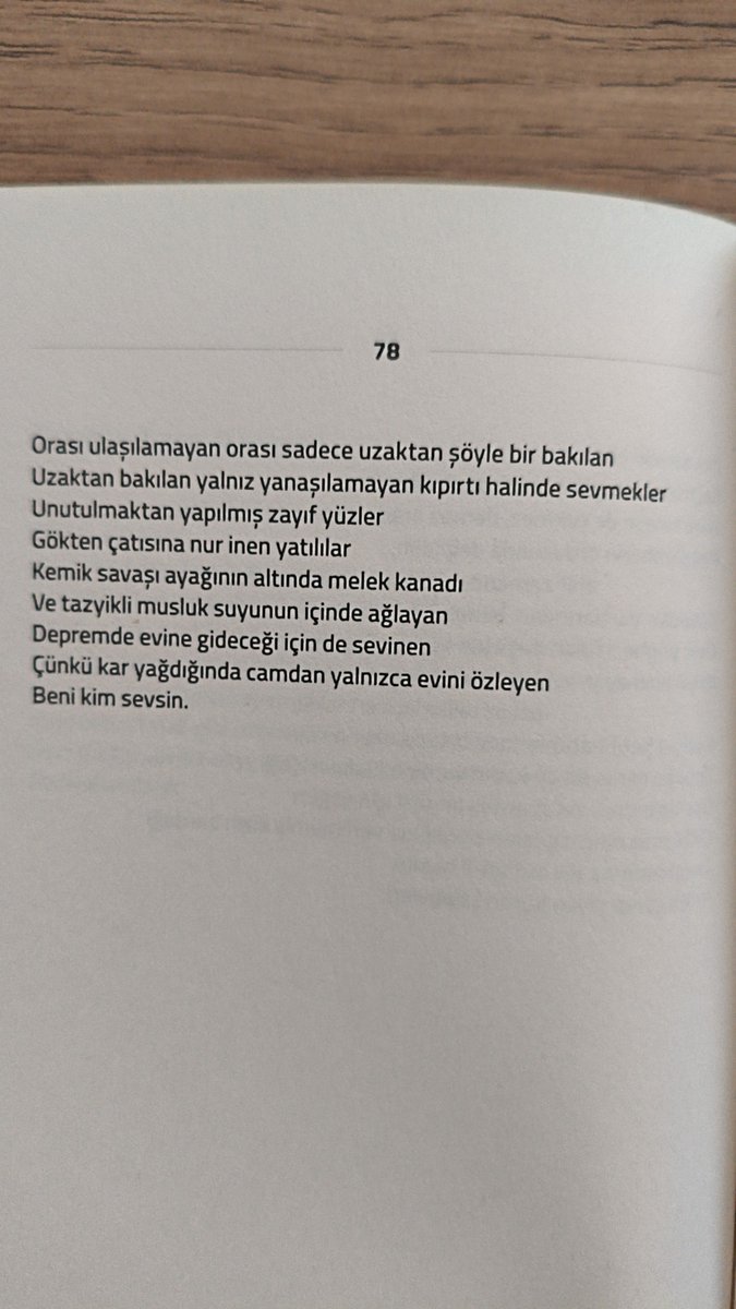 burakyasintas's tweet photo. Kitaptan bir şiir: https://t.co/Mzp7sIkRBd