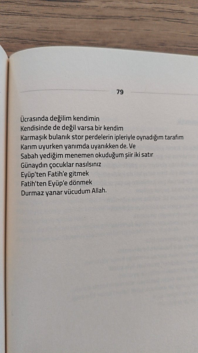 burakyasintas's tweet photo. Kitaptan bir şiir: https://t.co/Mzp7sIkRBd