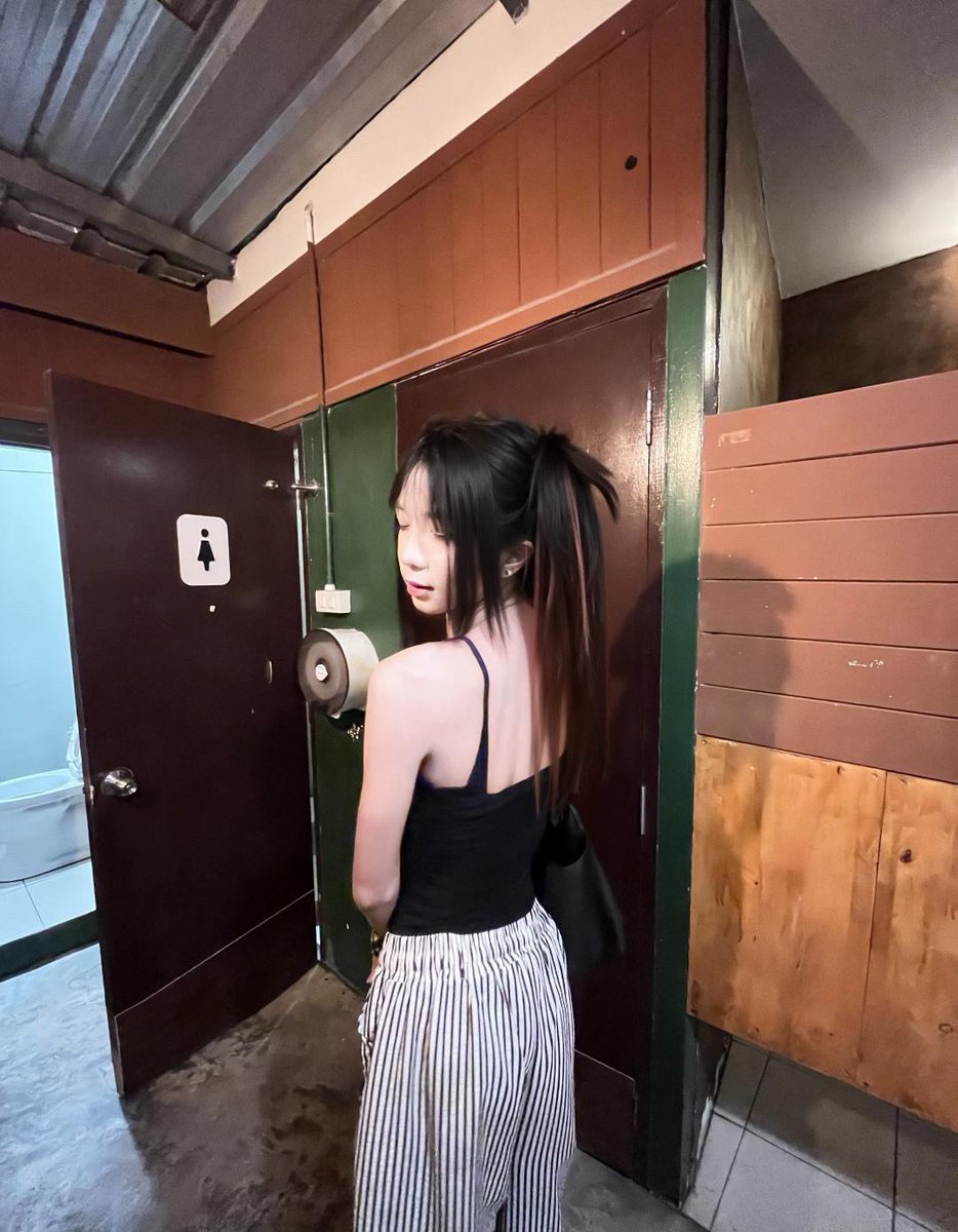 ldb2jf08's tweet photo. ลองหน่อยป่ะ ของใหม่ๆ 
#สาวสอง 
#พิษณุโลก https://t.co/Dyfi3wqKQk
