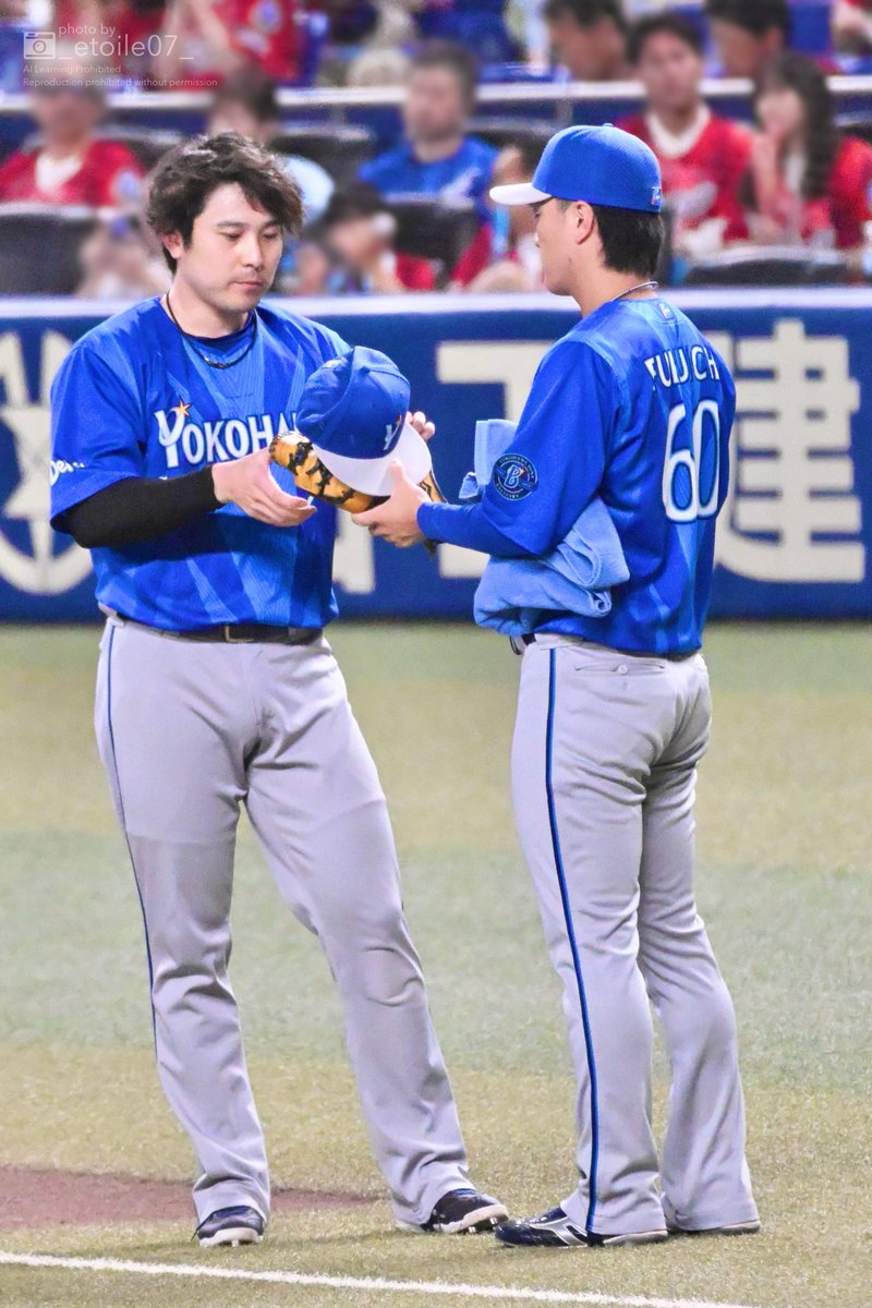 _etoile07_'s tweet photo. 2026.07.26 ⚾️ バンテリンドーム
（ 今日は古市くんが宅急便してくれた🥤🧢 ）
#baystars
#佐野恵太 選手
#古市尊 選手 https://t.co/uF9FtJMm7H