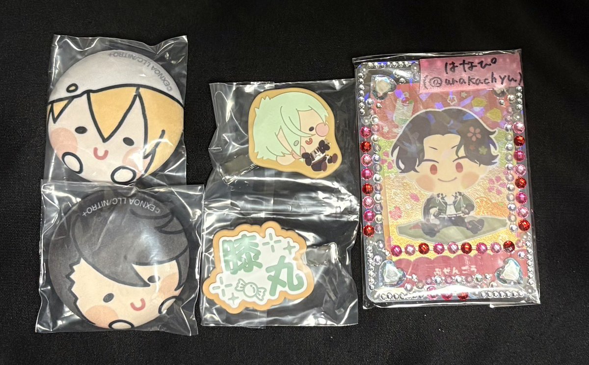 urakachyu's tweet photo. 刀剣乱舞 んまほっぺ エニマイくじ 交換

譲
E賞
膝丸

F賞
陸奥守/山姥切

求
E賞
長谷部

F賞
加州

プロカ必読
郵送交換
知人分にて探しております
同賞同士の交換希望

お心当たりある方いらっしゃいましたらお気軽にお声かけください。 https://t.co/zUqK1f70Ct