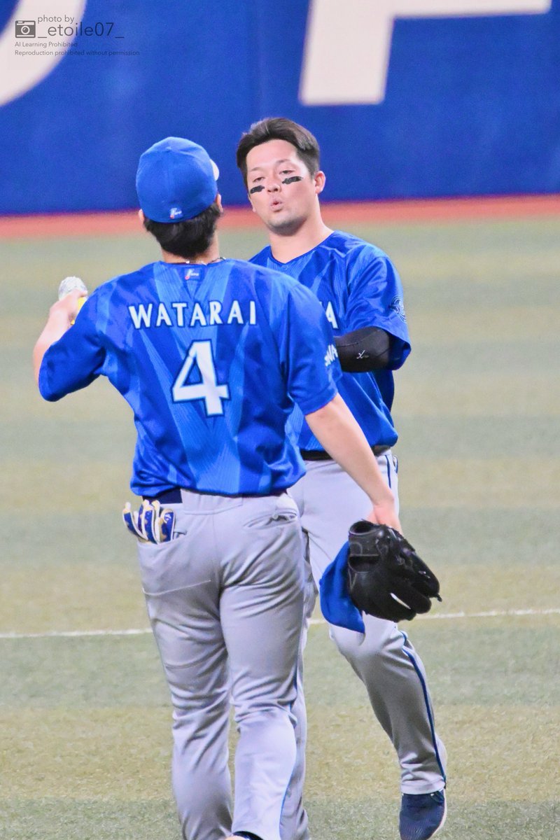 _etoile07_'s tweet photo. 2026.07.26 ⚾️ バンテリンドーム
（ 牧くんの顔が😲←これ ）
#baystars
#牧秀悟 選手
#度会隆輝 選手 https://t.co/Vy2VubilW7