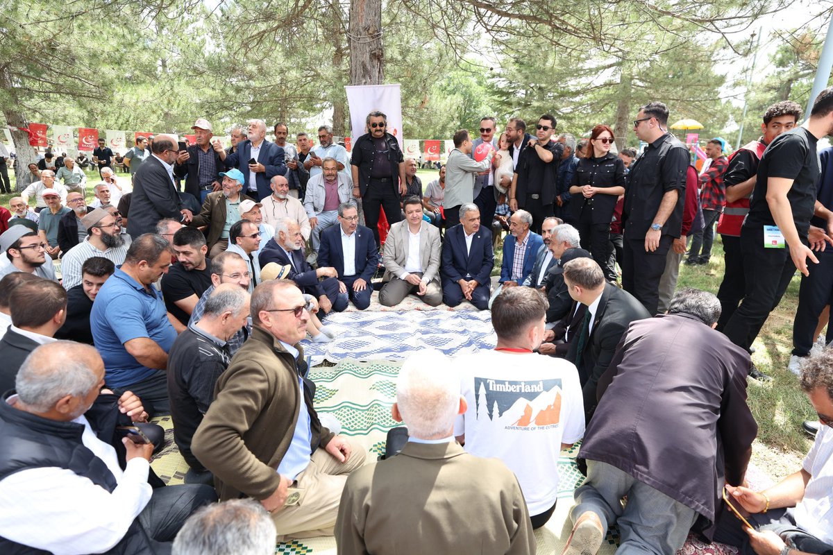 SaadetPartisi's tweet photo. Geleneksel Konya Saadet Pikniği https://t.co/kBTjTFeb0d