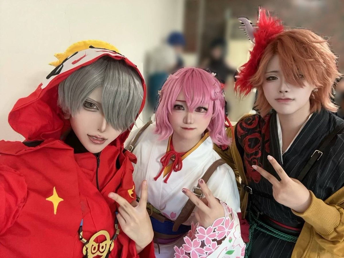 chromeeeel's tweet photo. ※ⓒⓡcos #アコスタ万博夏まつり 
離脱してます🏮👘✨️
既製品一切なしで無知のまま布から手縫いで作って頑張った衣装！念願の併せ！本っっ当に楽しかった、またしようね🤝😭💕 https://t.co/TLNpUOs9YK
