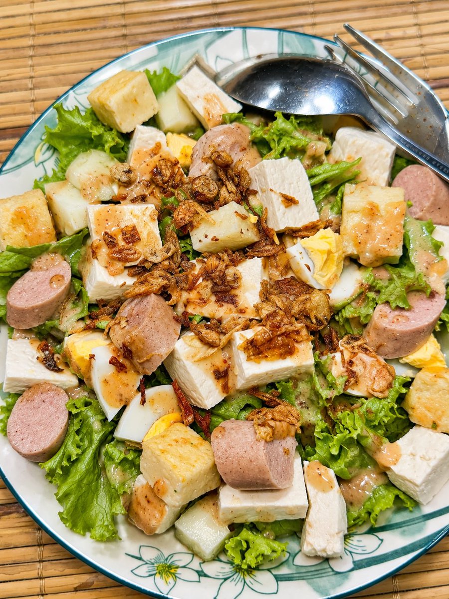 cheezeuharmony's tweet photo. What i cook in a day as anak kos😋 https://t.co/0HggO13X5S