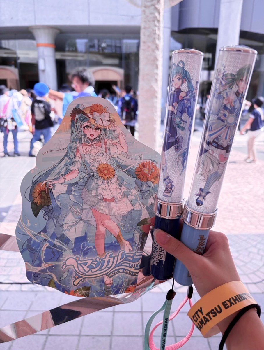 _aqm01x's tweet photo. マジカルミライ2️⃣0️⃣2️⃣6️⃣浜松☆*。
人生初の7列目で初演浴びれて最高でした( i ꒳ i )💫立像もクオリティ高くて透明感満載でめちゃくちゃ可愛かった・・・🫂🩷 https://t.co/dW1pxw3Syk