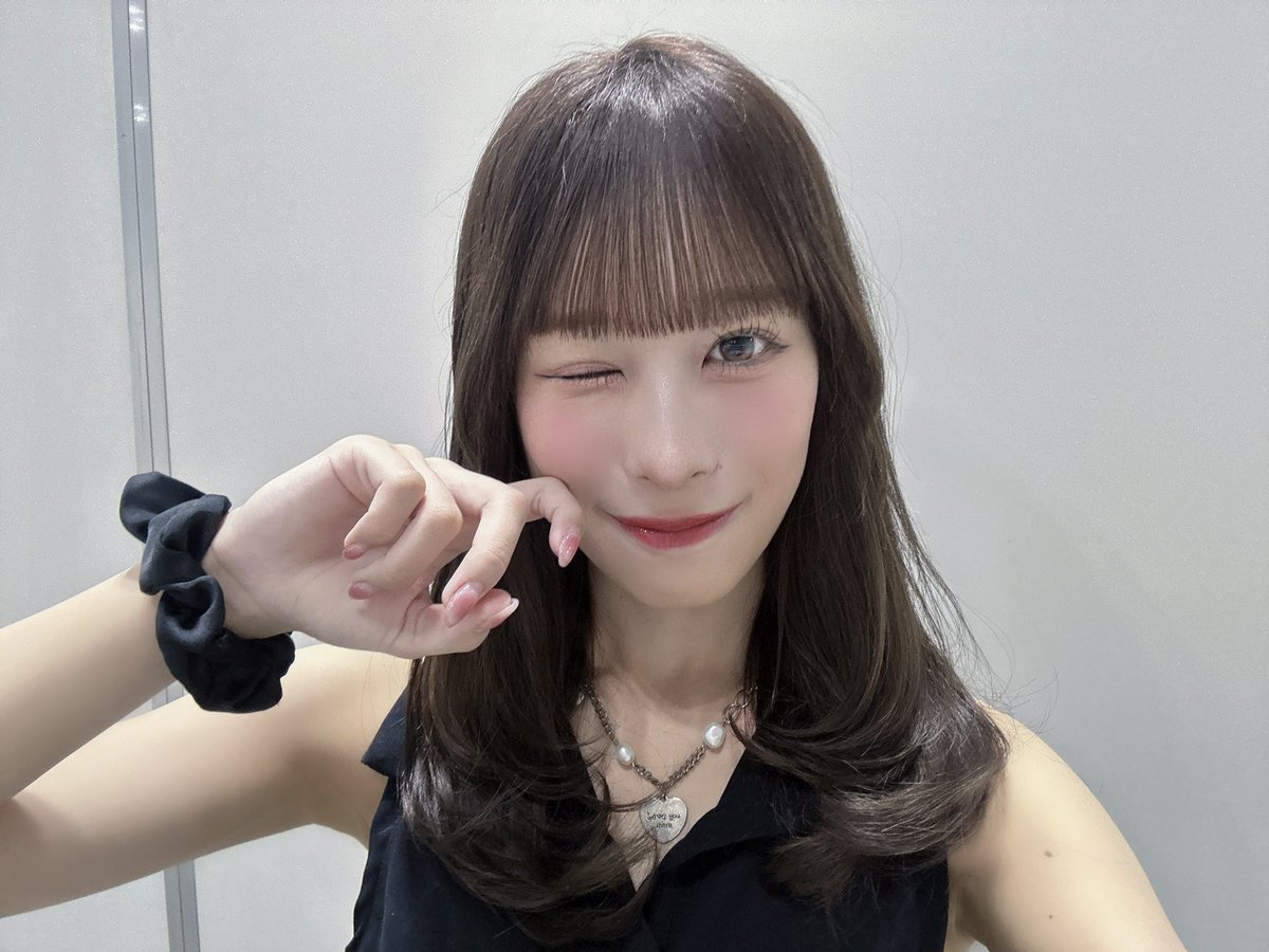takahashi_mai__'s tweet photo. ツーショット撮影会ありがとうございました❤︎
皆準備して会いにきてくれて本当にありがとう(TT)一人一人との時間がとっても大切で幸せでした…🫶🏻🫶🏻
皆もまた会いたい！ってそう思ってくれていると嬉しいな😌
また絶対会おうね！！#ニアジョイ https://t.co/XcYEoJ48jA