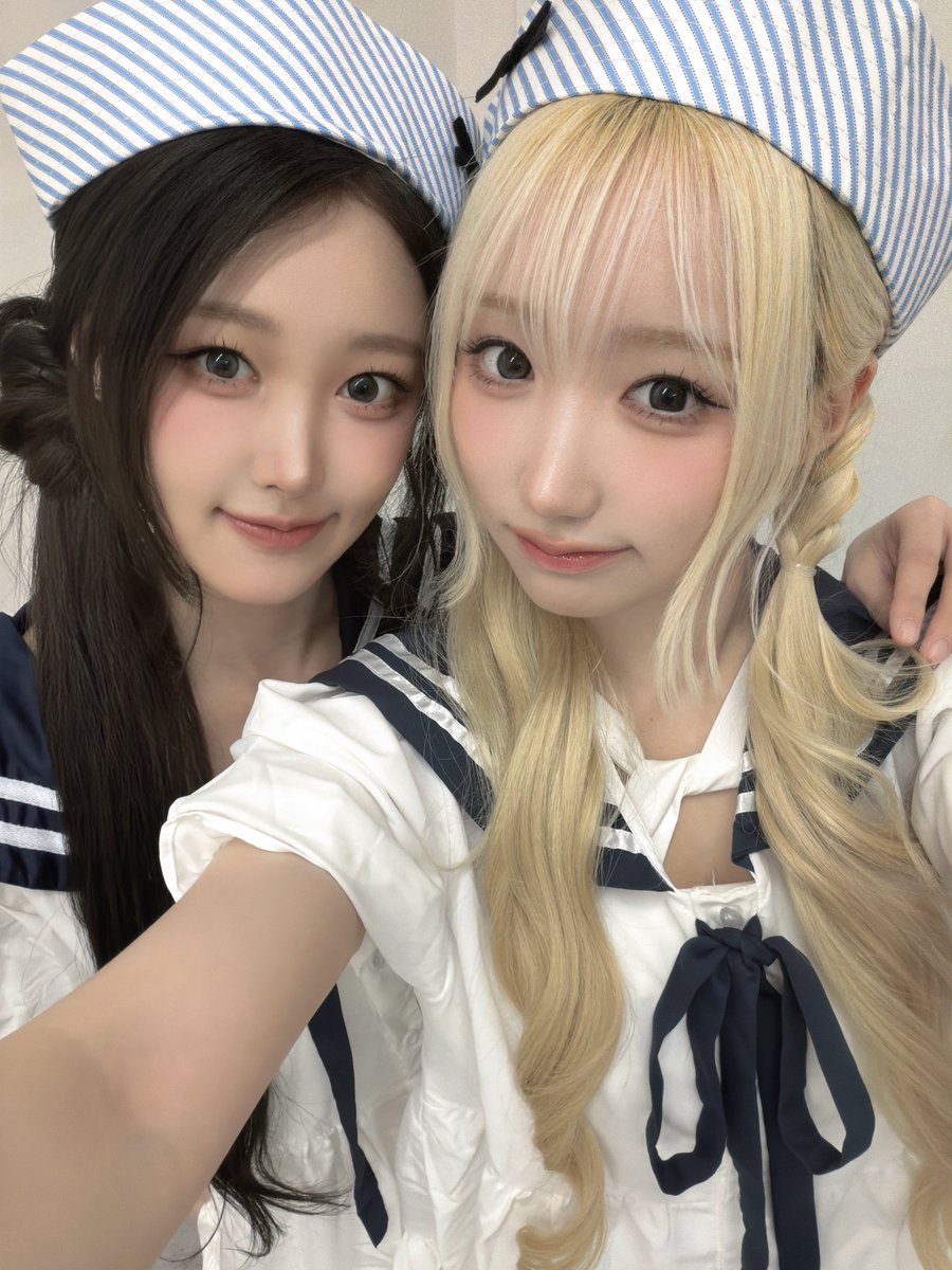SAYMYNAMEGlobal's tweet photo. 📸 | #MEI #메이 Weverse update with #SOHA #소하
‘Happy birthday, Egg Oppa ~~♡
I really love Jung Minha who always works so hard at life...
I’ve had so many conversations with Minha going all the way back to our trainee days. Laughing—
#SAYMYNAME #세이마이네임 #セイマイネーム https://t.co/LMOMn5kXPC